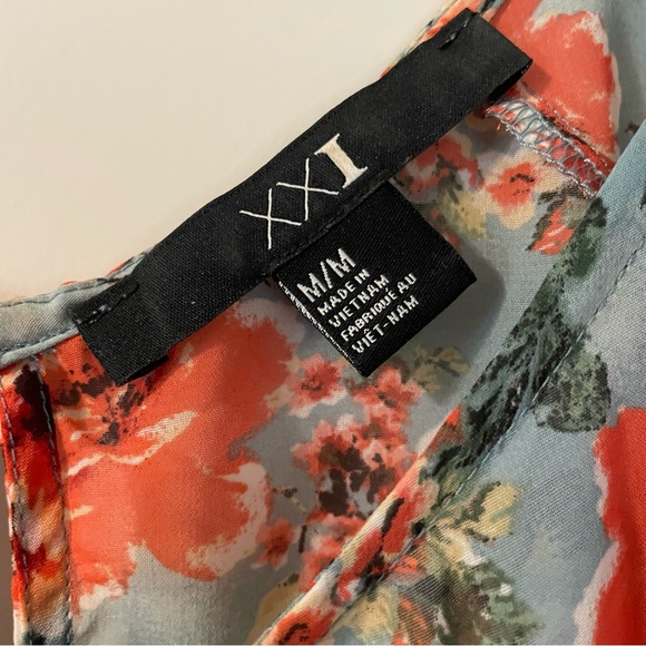 Junior Misses Forever XXI Aqua Coral Floral Sheer Top Size M - Picture 2 of 10